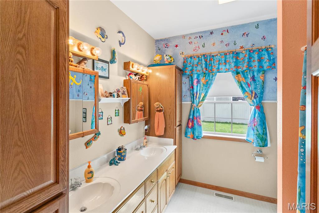 1302 Walnut Street Property Photo 39