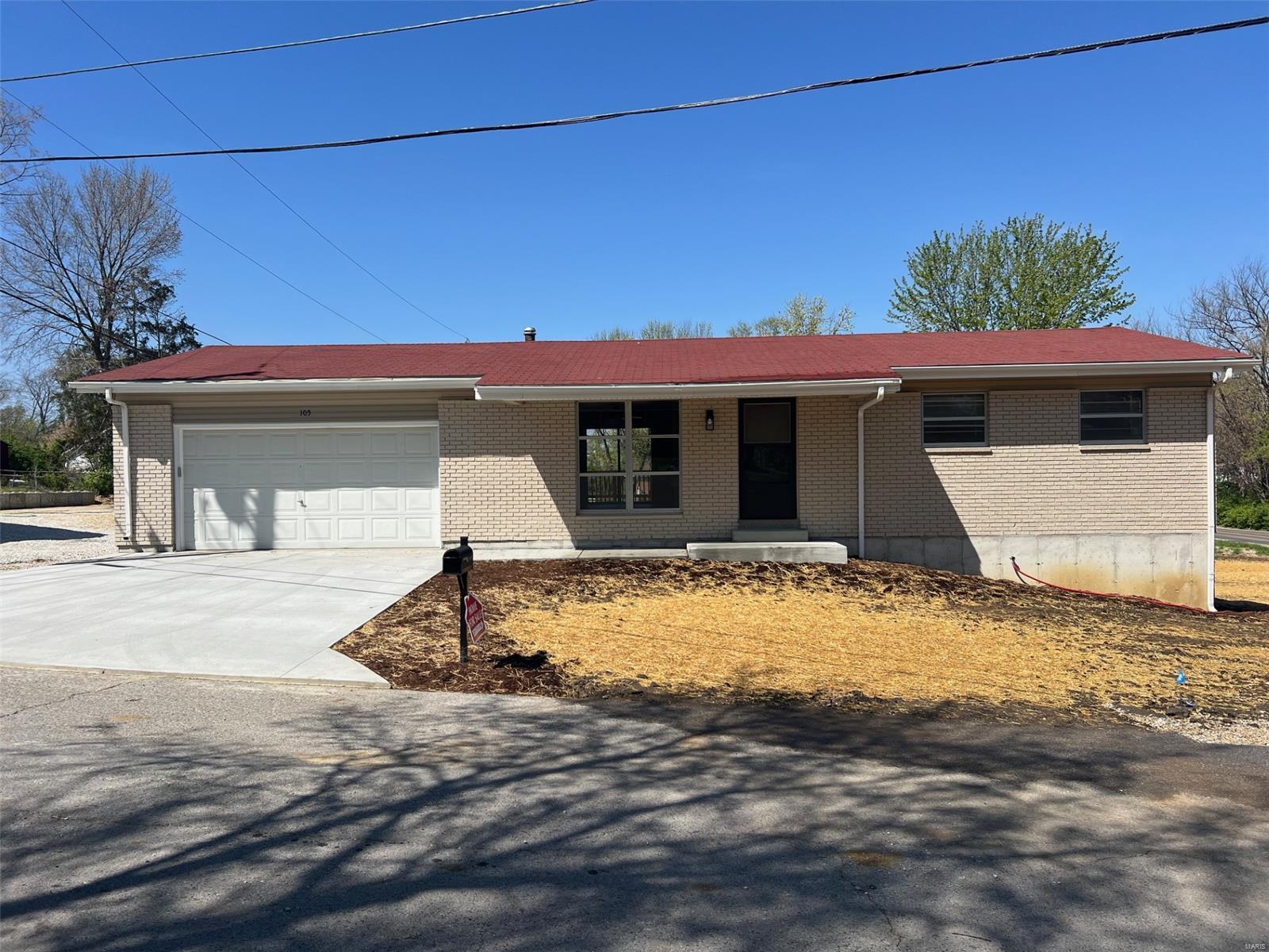 105 Mueller Avenue Property Photo