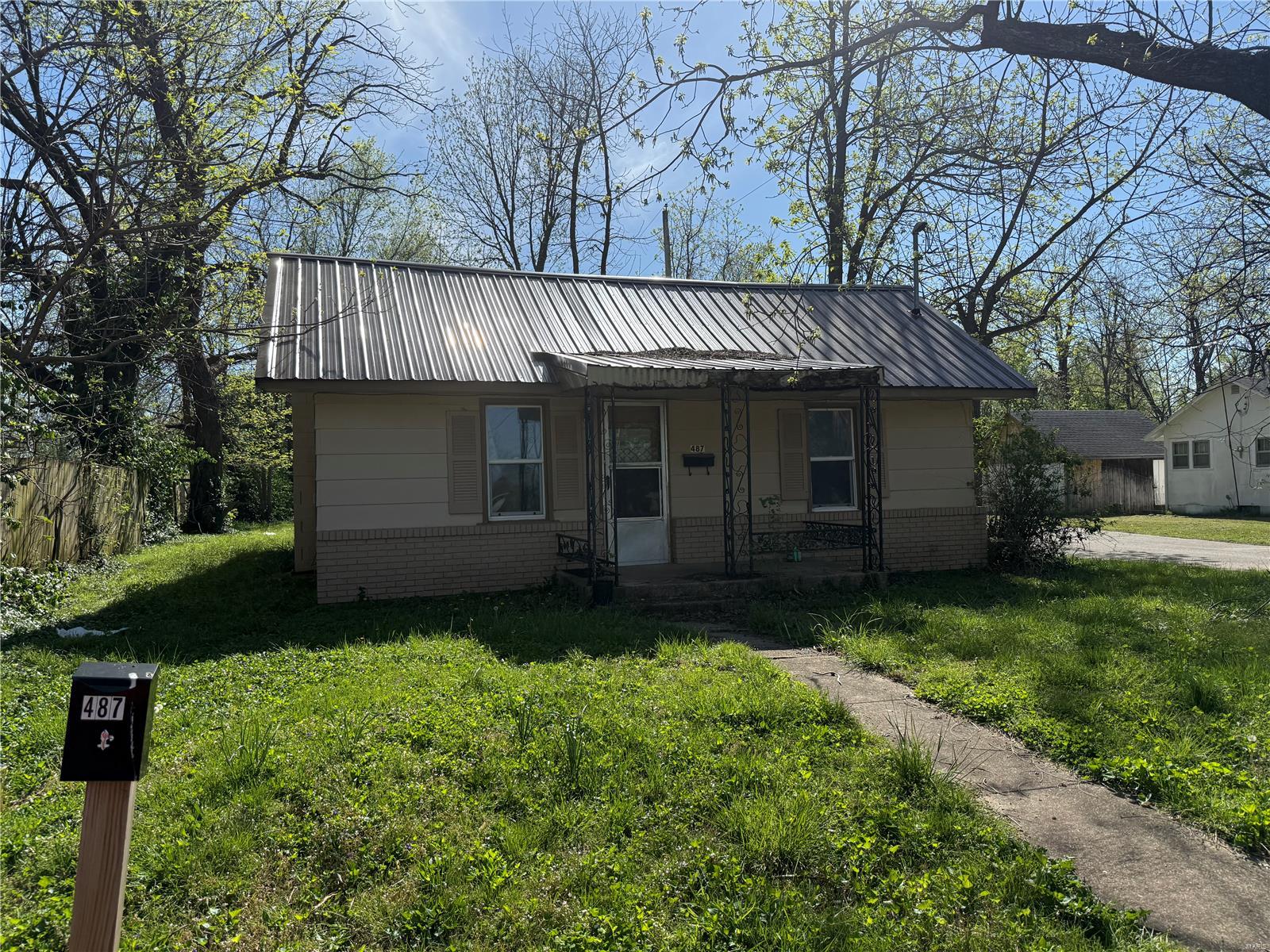 487 Taylor Street Property Photo