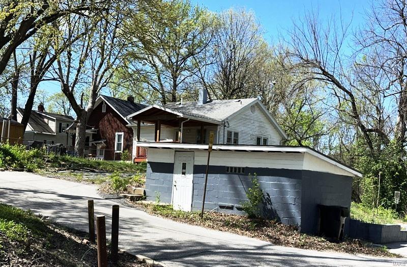 9909 Baltimore Street Property Photo