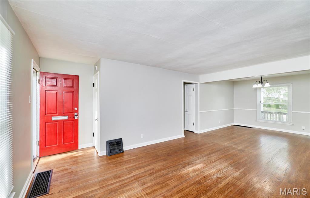 807 Selma Avenue Property Photo 5