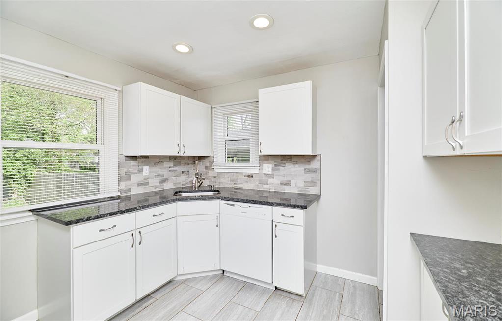 807 Selma Avenue Property Photo 9