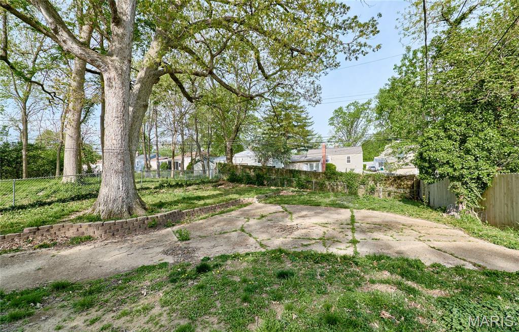 807 Selma Avenue Property Photo 28