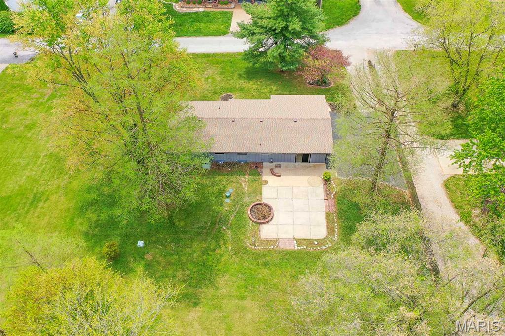 19 Ruth Ann Drive Property Photo 3
