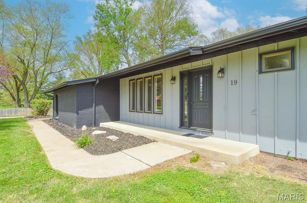 19 Ruth Ann Drive Property Photo 8