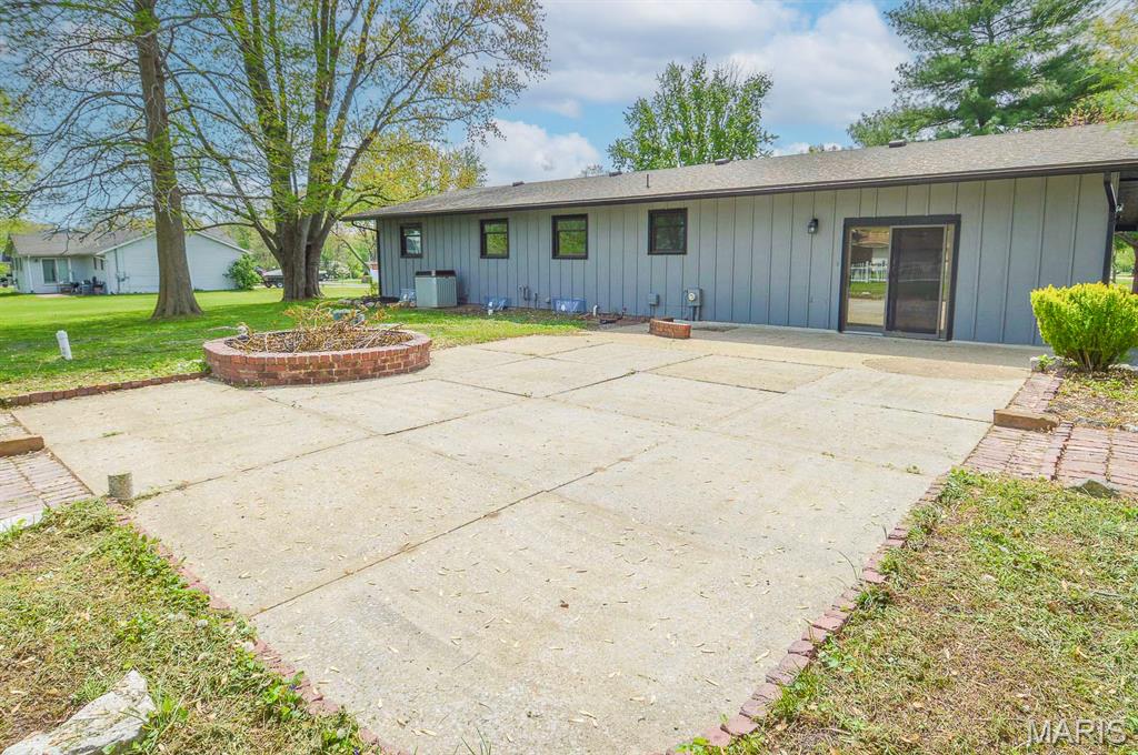 19 Ruth Ann Drive Property Photo 12