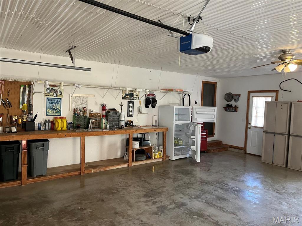 1427 Newport Road Property Photo 9