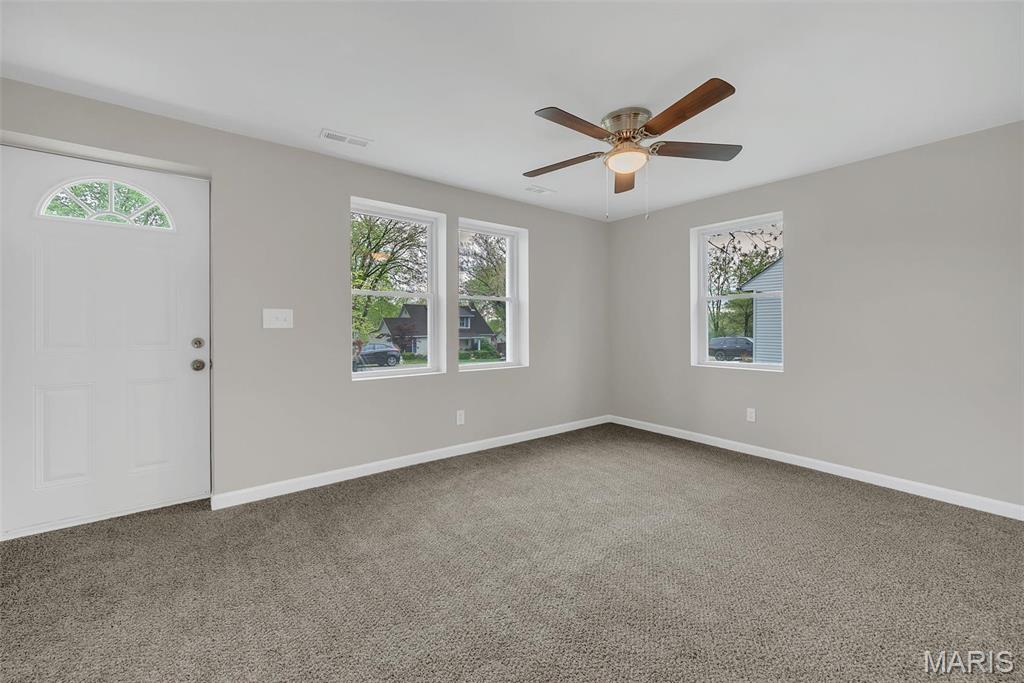 209 Alden Street Property Photo 4
