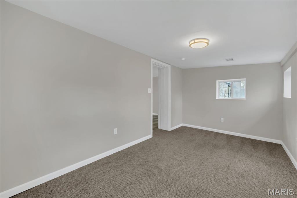 209 Alden Street Property Photo 11