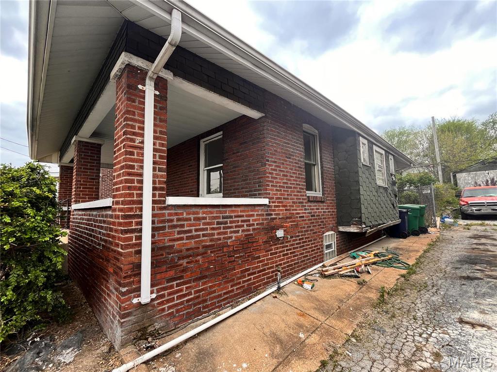 4313 Dardenne Drive Property Photo 3