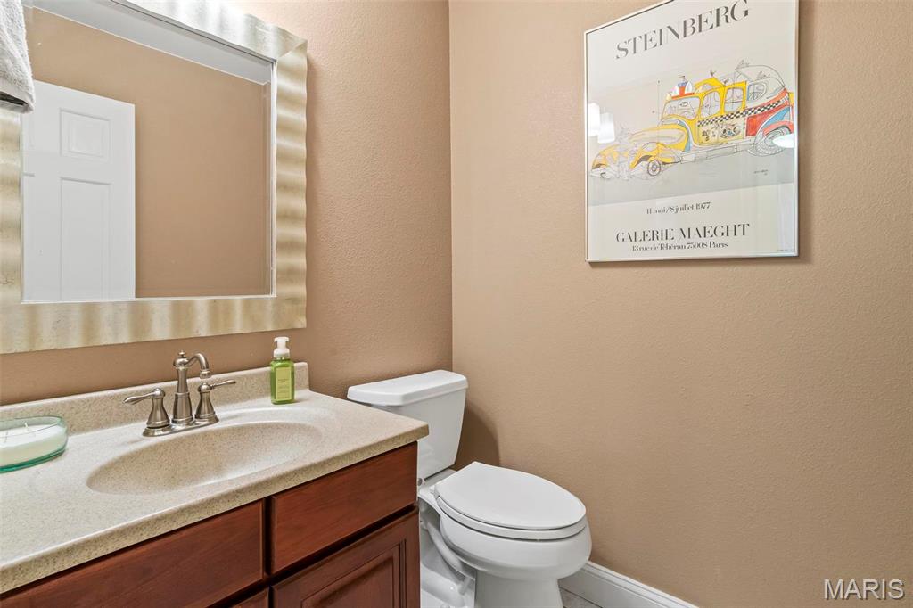 115 Kingsbrooke Boulevard Property Photo 32