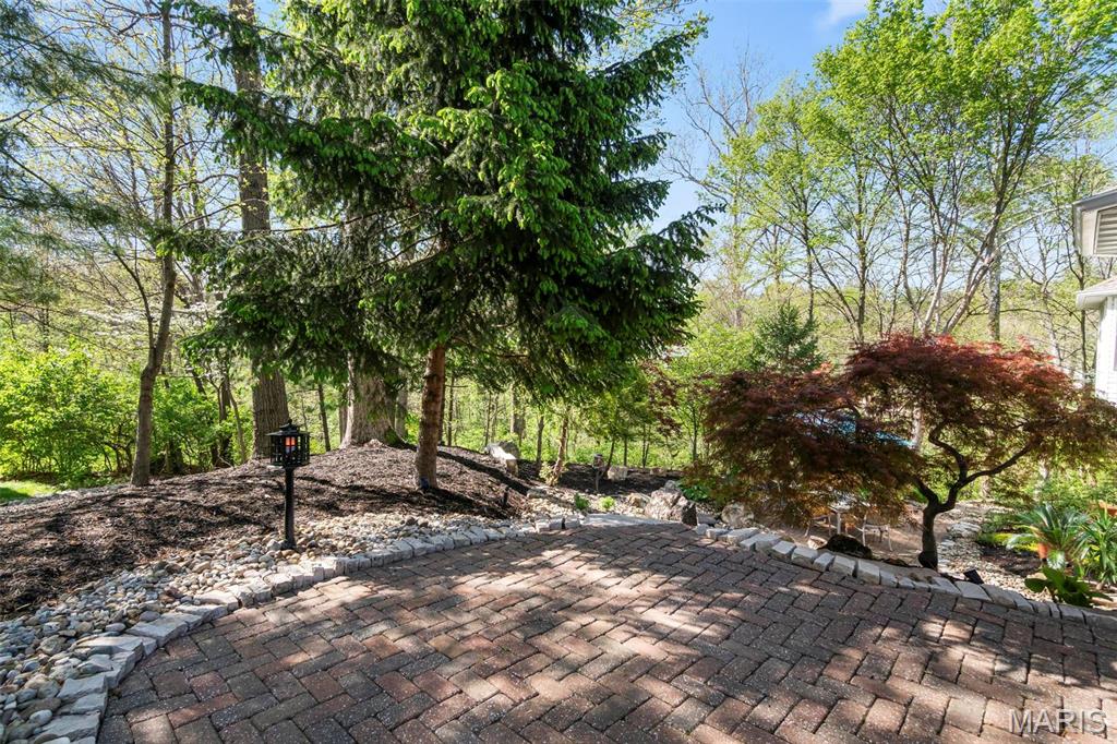 115 Kingsbrooke Boulevard Property Photo 35
