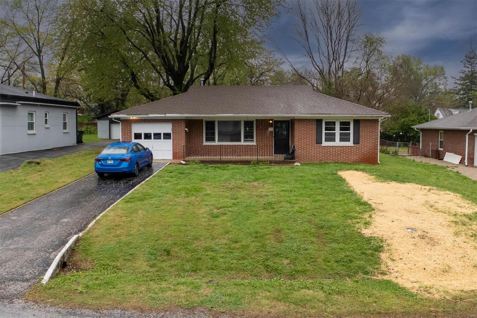 7 Lakewood Drive Property Photo