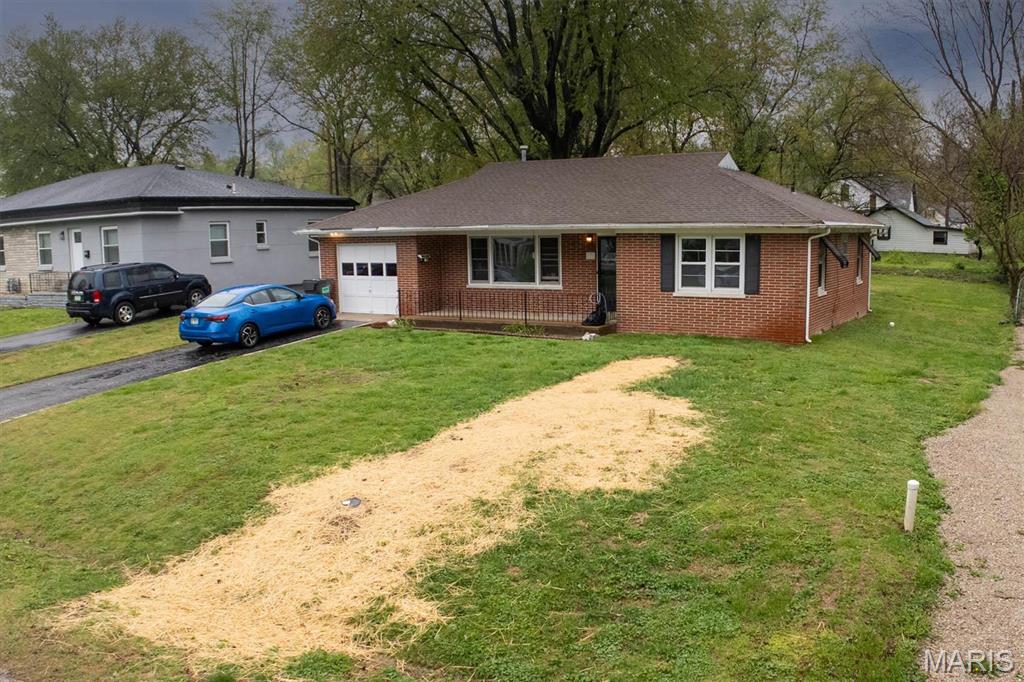 7 Lakewood Drive Property Photo 2