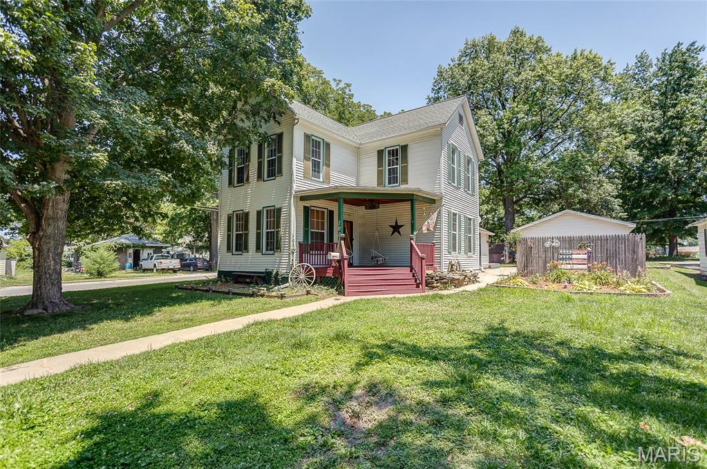 101 S Grace St. Property Photo 1