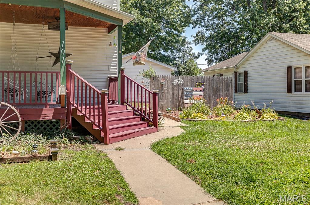 101 S Grace St. Property Photo 3