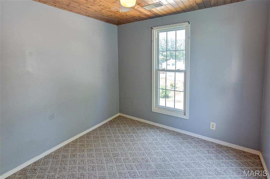 101 S Grace St. Property Photo 22