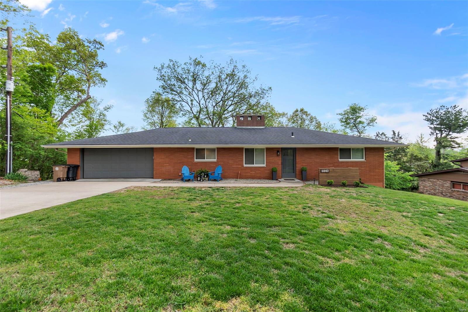 1847 Lakeshore Drive Property Photo