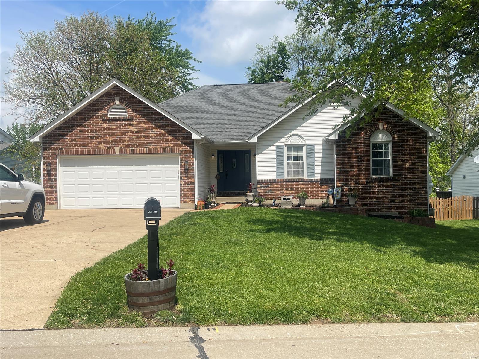 3319 Hampton Crossing Property Photo
