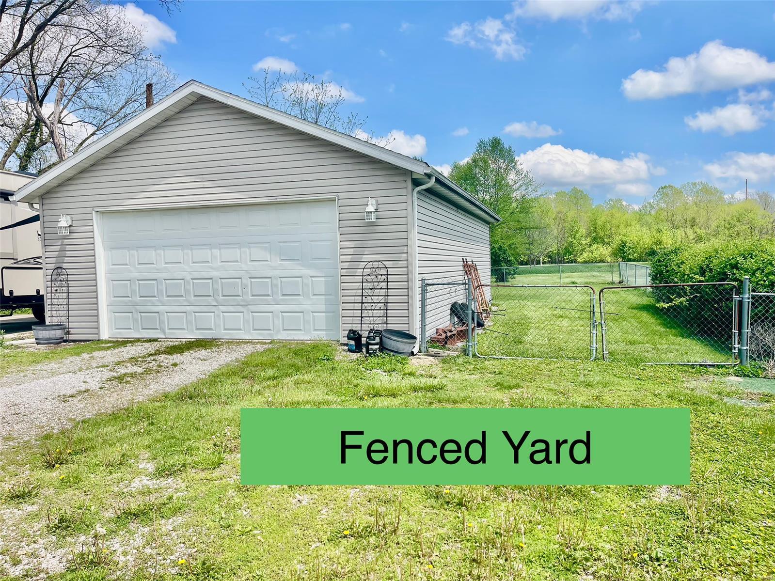 509 S Hardroad Property Photo