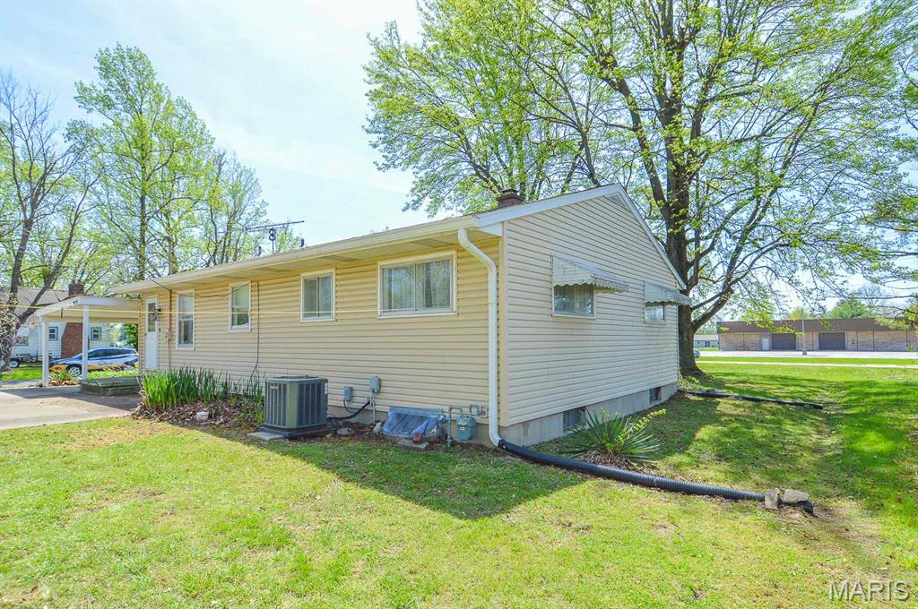 171 Urbanna Drive Property Photo 8