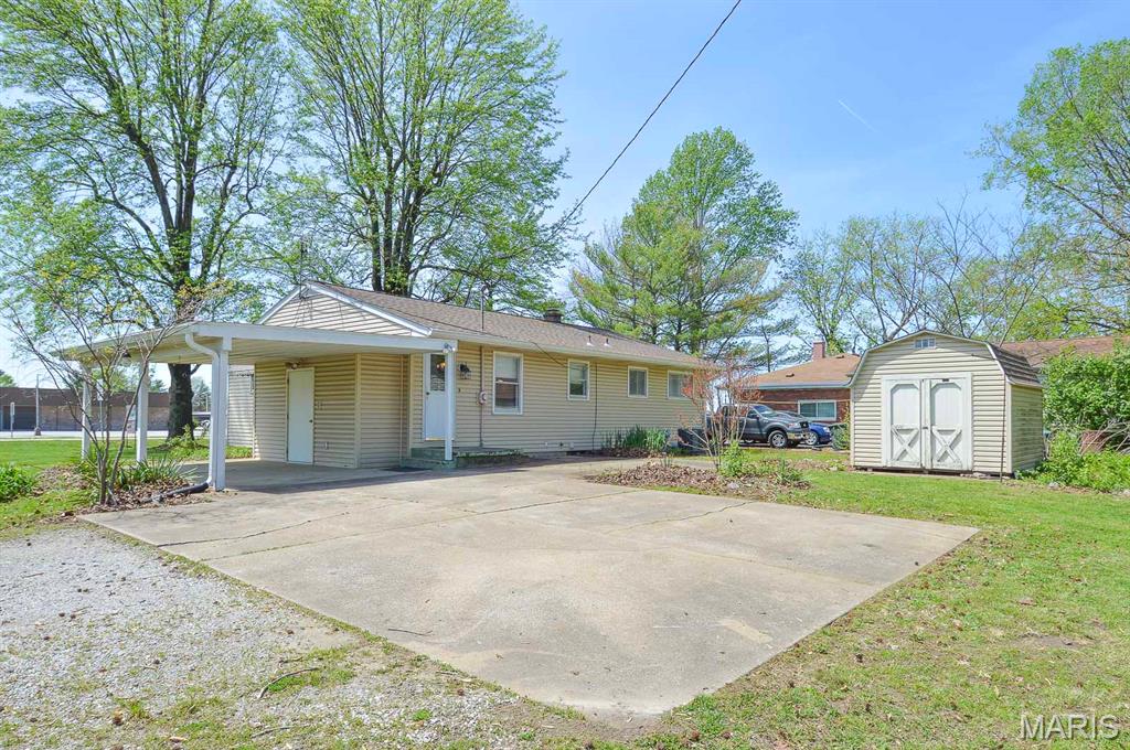 171 Urbanna Drive Property Photo 11
