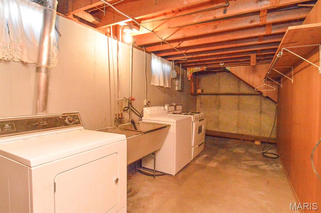 171 Urbanna Drive Property Photo 33