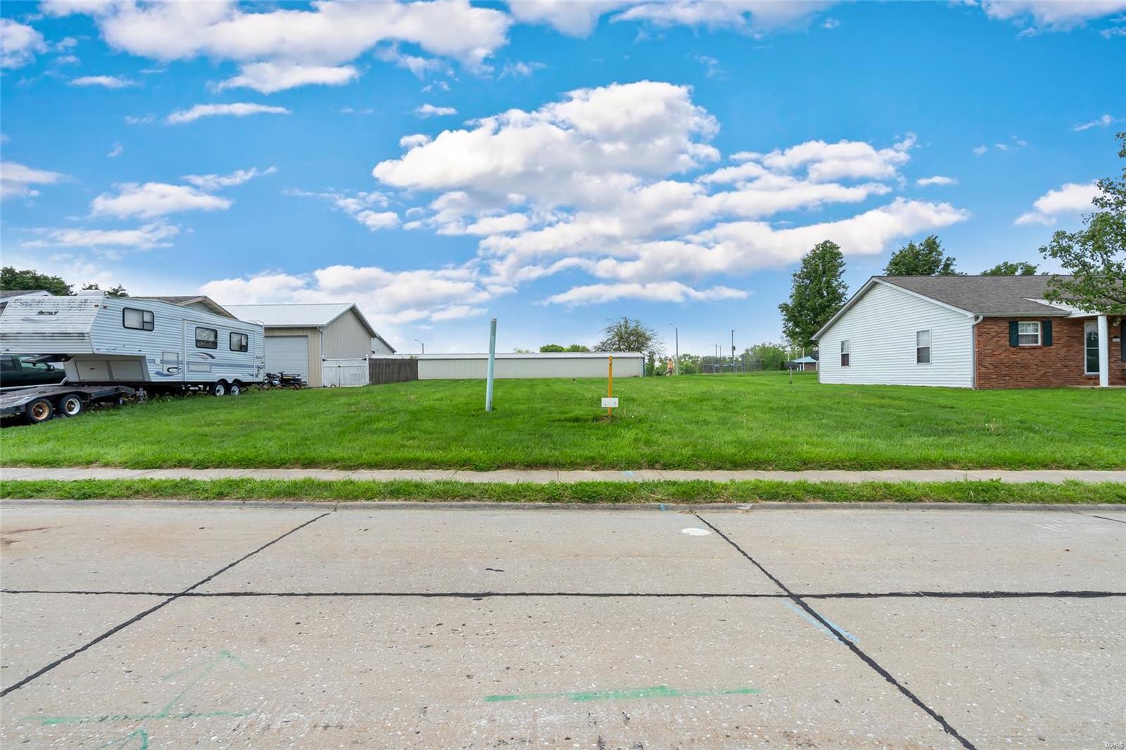 108 E Harrisonville Drive Property Photo