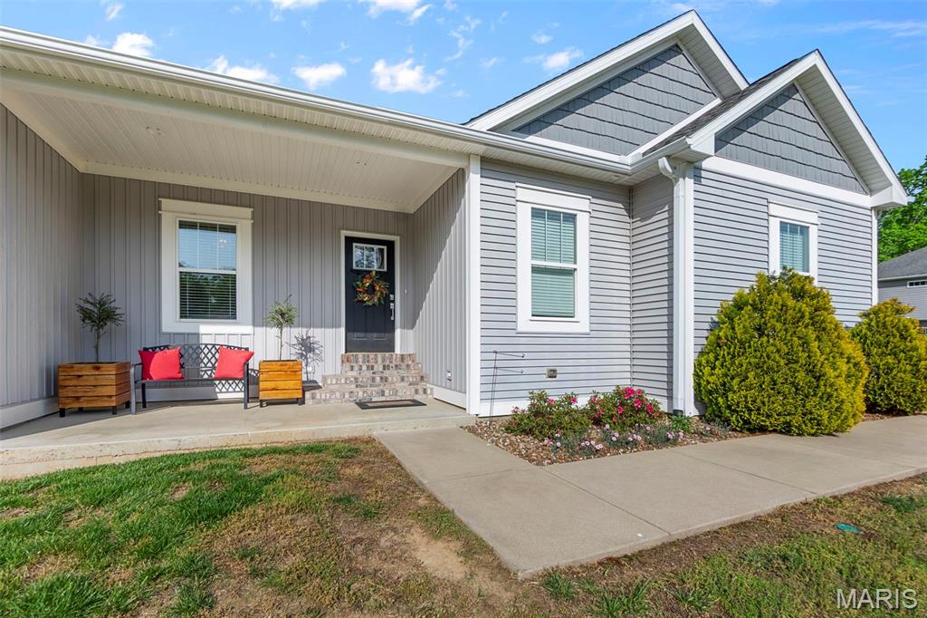 2544 Copperfield Court Property Photo 4