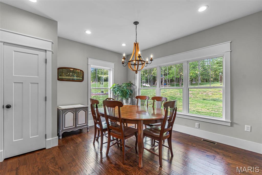 2544 Copperfield Court Property Photo 12