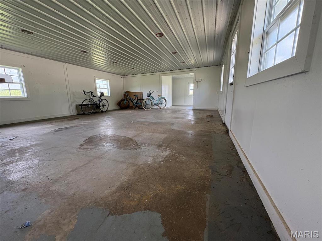 49 Carter 239 Property Photo 5