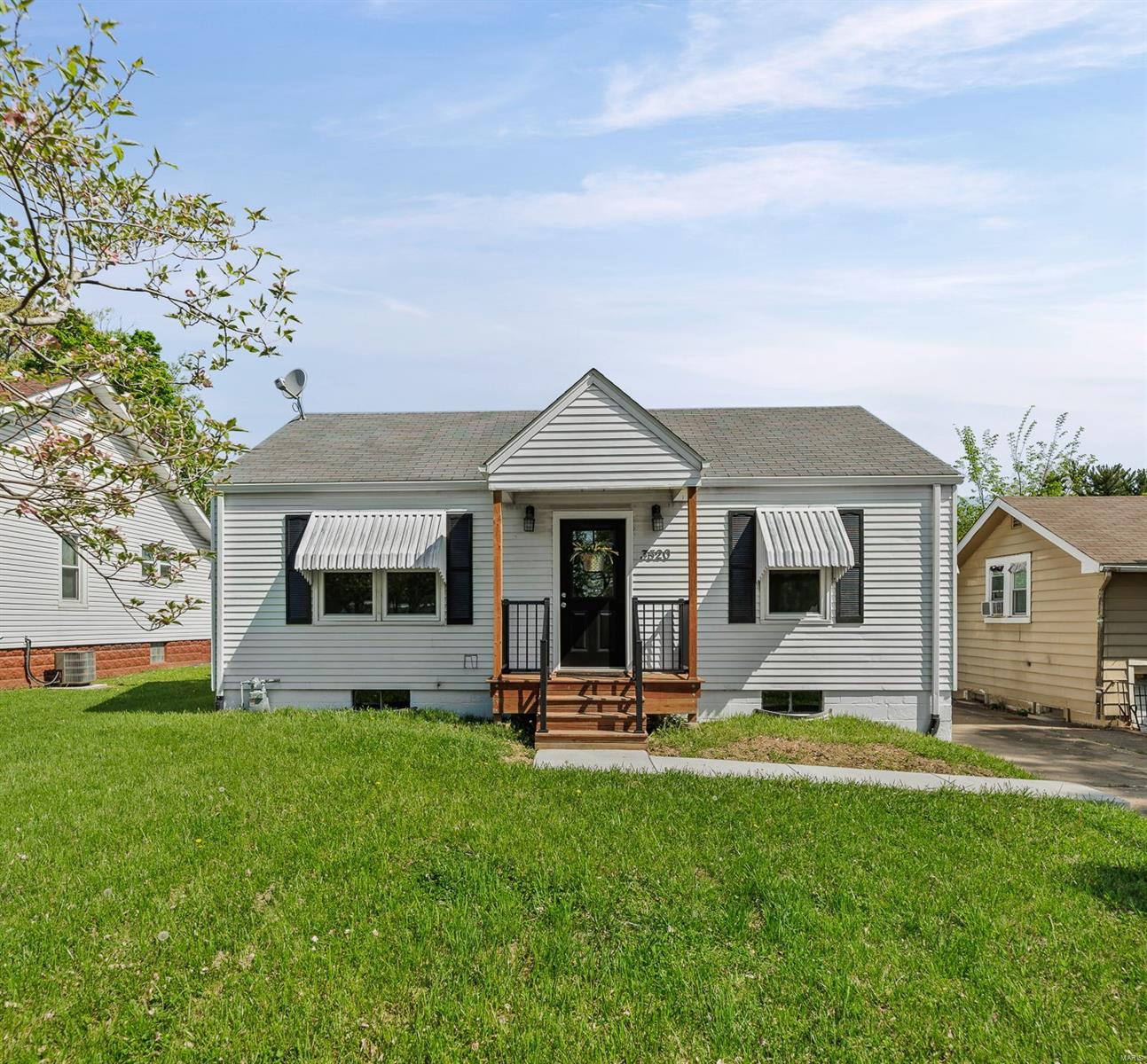 3520 Wickenhauser Avenue Property Photo 1