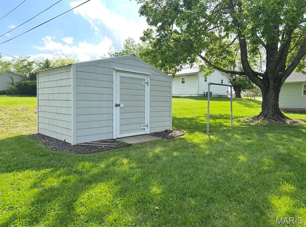 225 S Moulton Street Property Photo 3