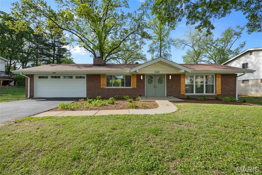 11220 Trieste Drive Property Photo 8