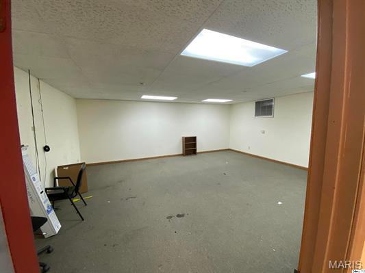 307 S Highway 61 Property Photo 6