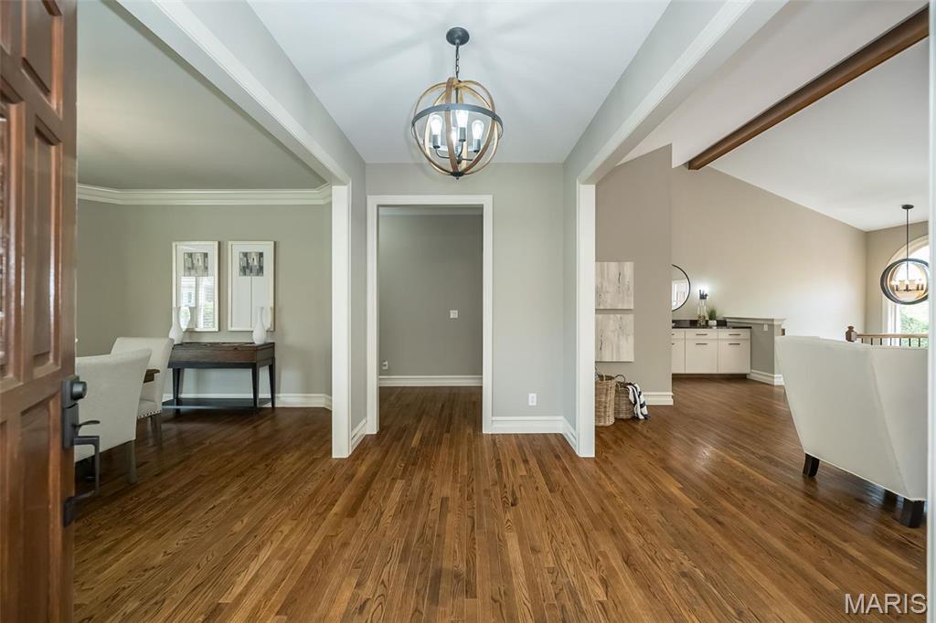1627 Timberlake Manor Parkway Property Photo 3
