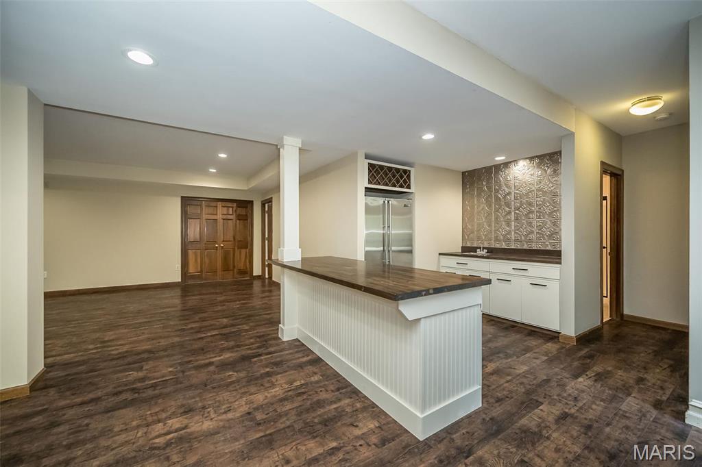 1627 Timberlake Manor Parkway Property Photo 45