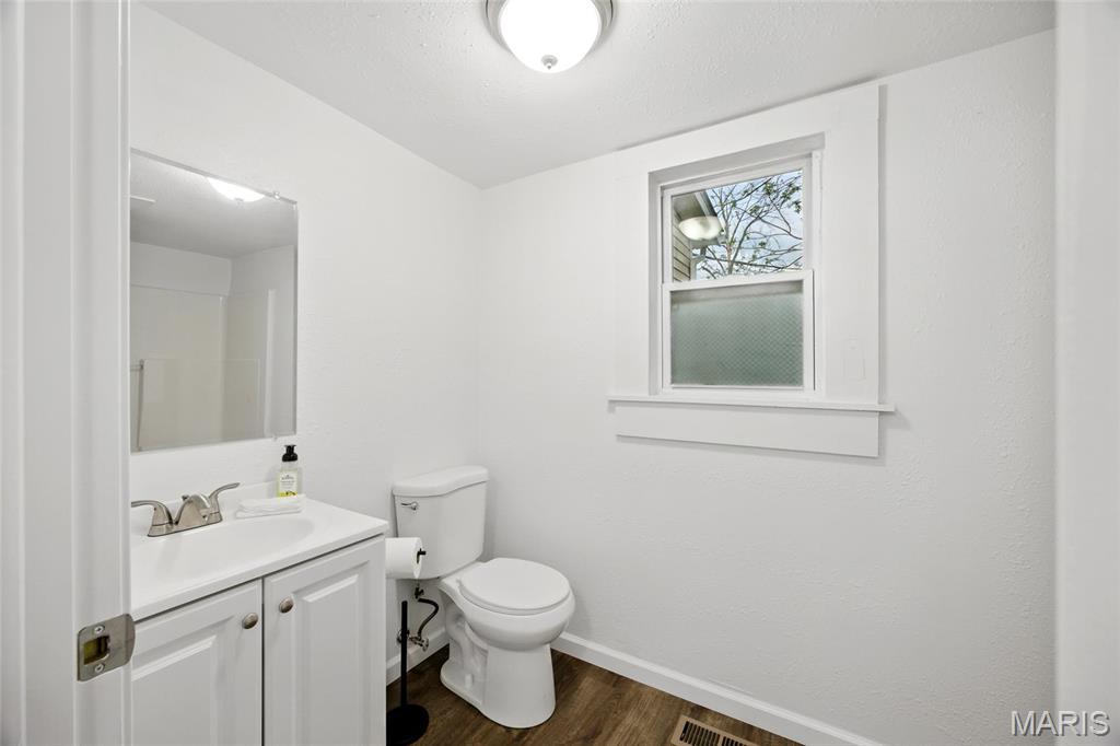 202 N Thomas Street Property Photo 16