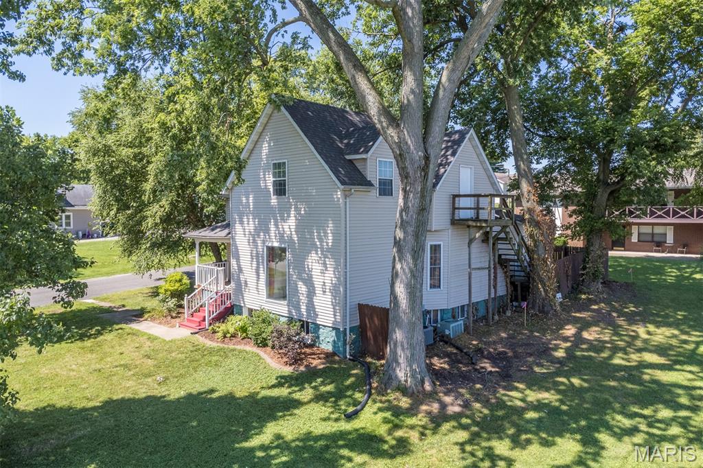 218 Walnut Street Property Photo 7