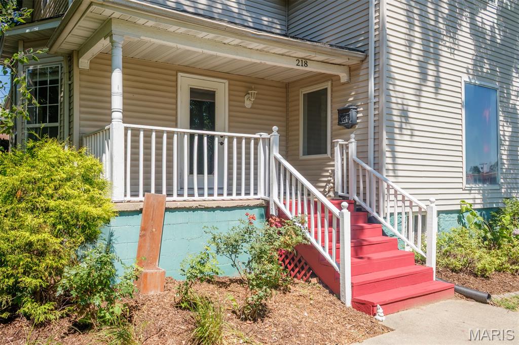 218 Walnut Street Property Photo 8