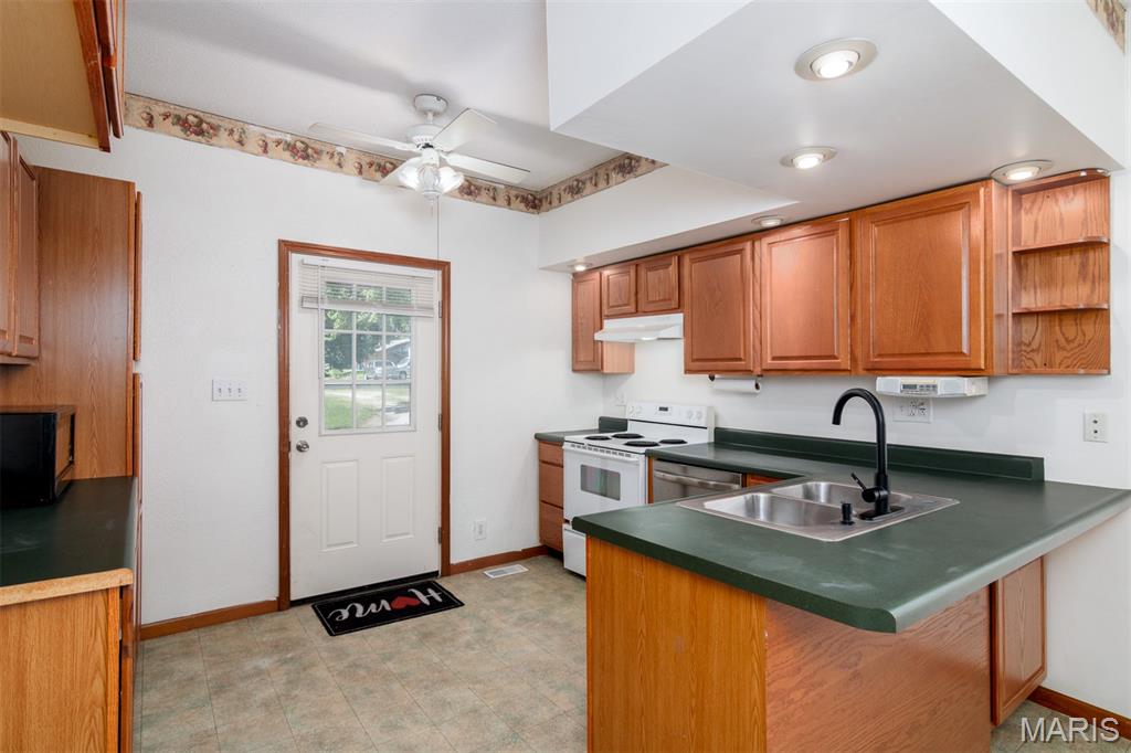 218 Walnut Street Property Photo 13