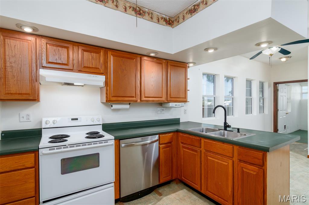 218 Walnut Street Property Photo 15