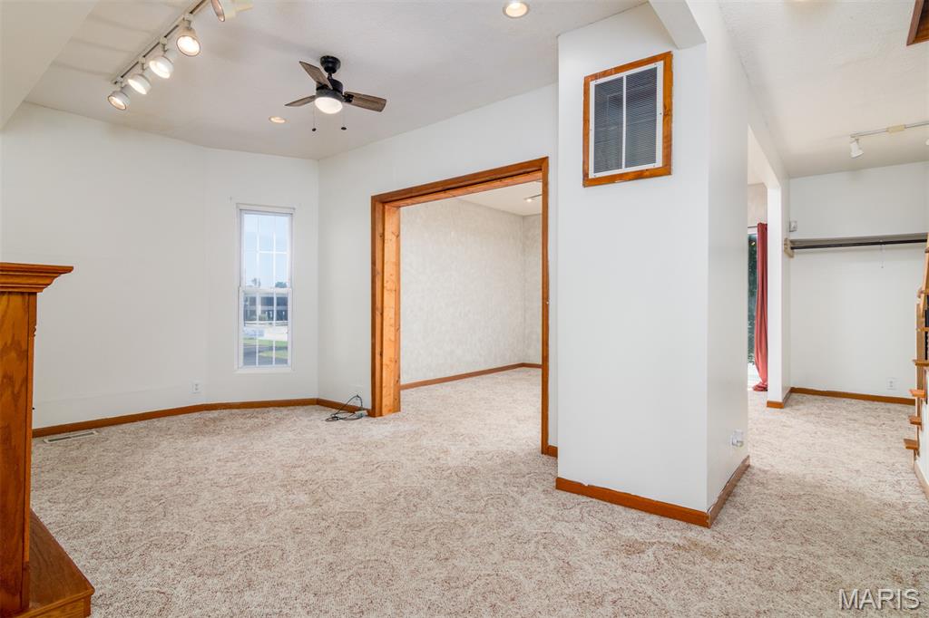 218 Walnut Street Property Photo 22