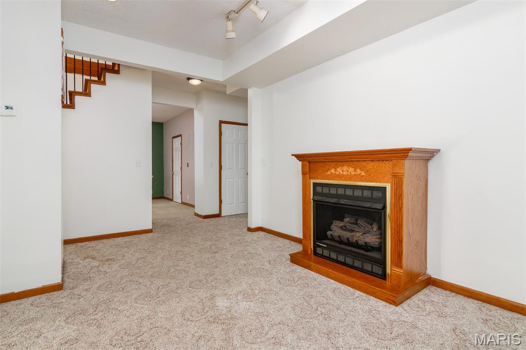 218 Walnut Street Property Photo 23