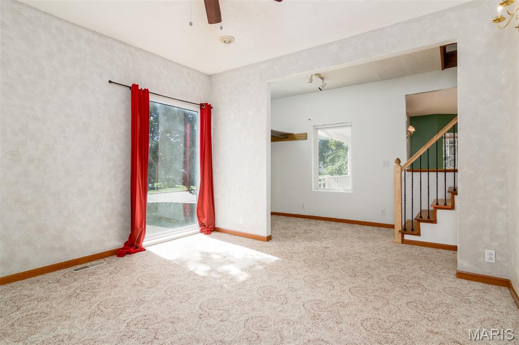 218 Walnut Street Property Photo 25