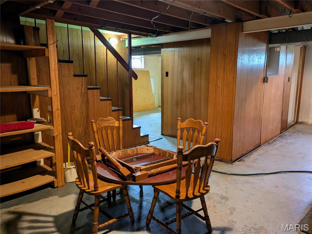 824 Loekes Drive Property Photo 21