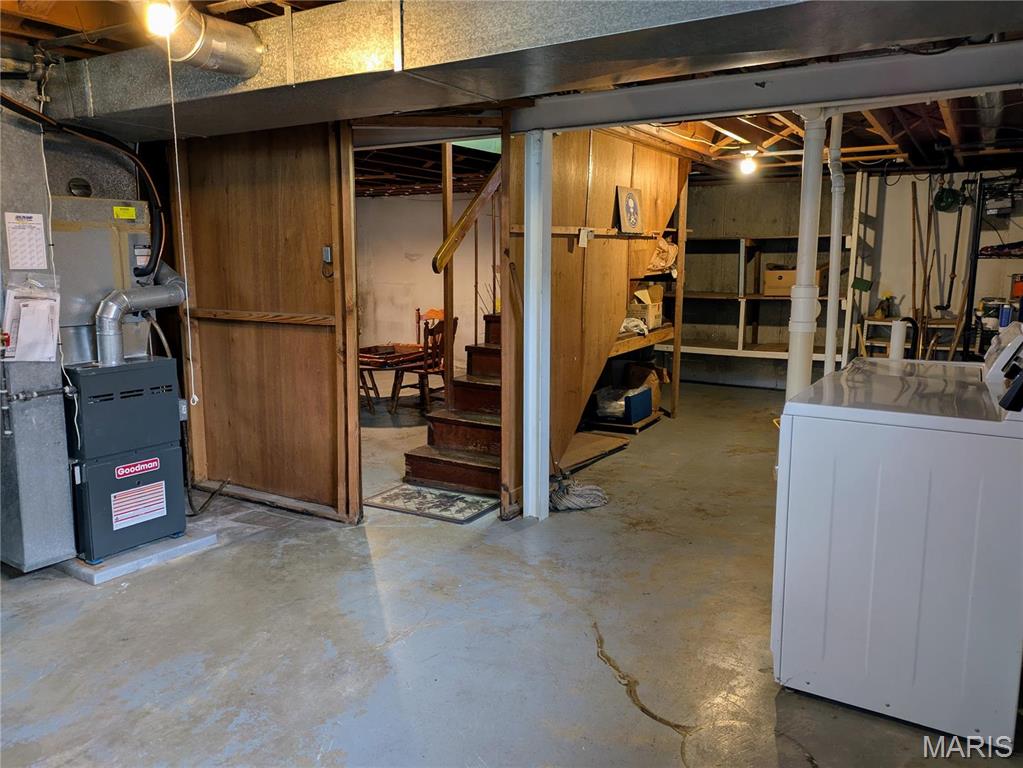 824 Loekes Drive Property Photo 22