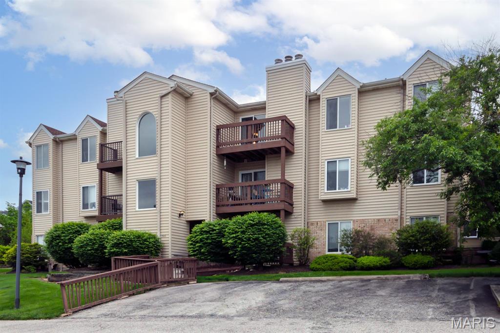 2419 Sandalwood Creek Court D Property Photo 1