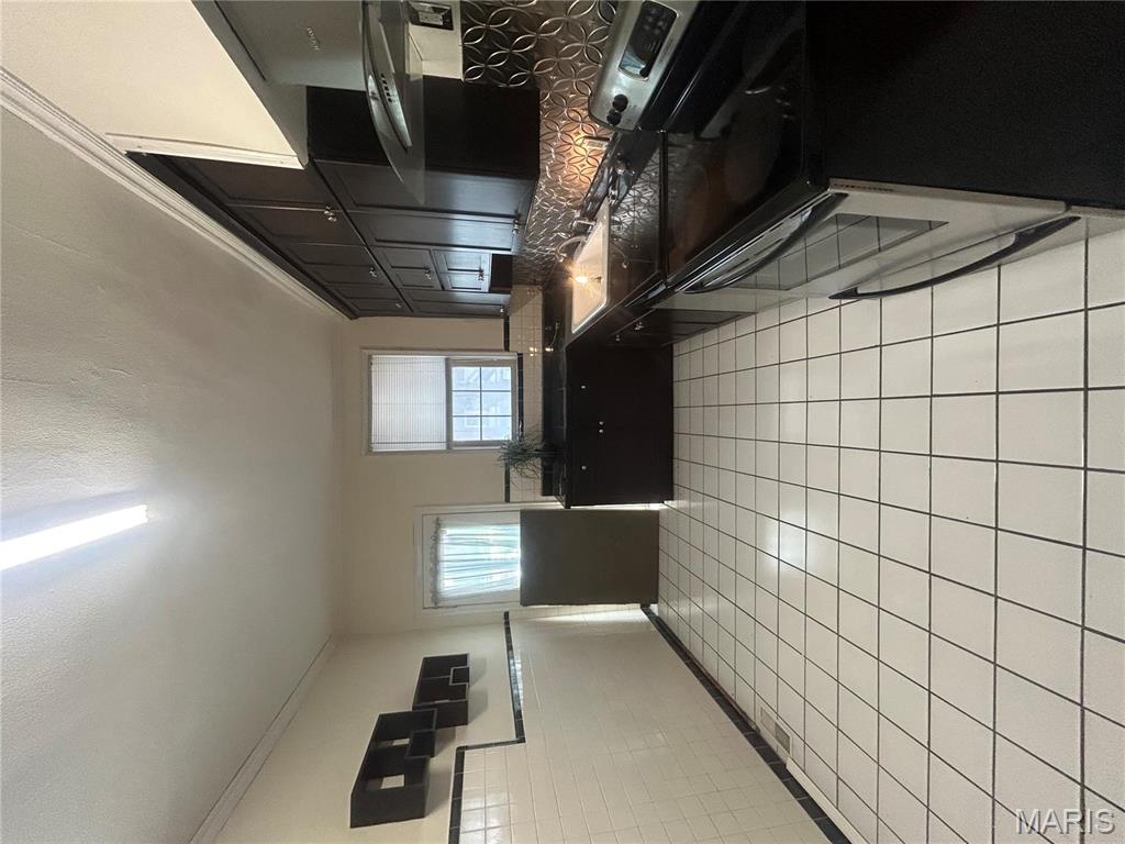 719 Leland Avenue Property Photo 3