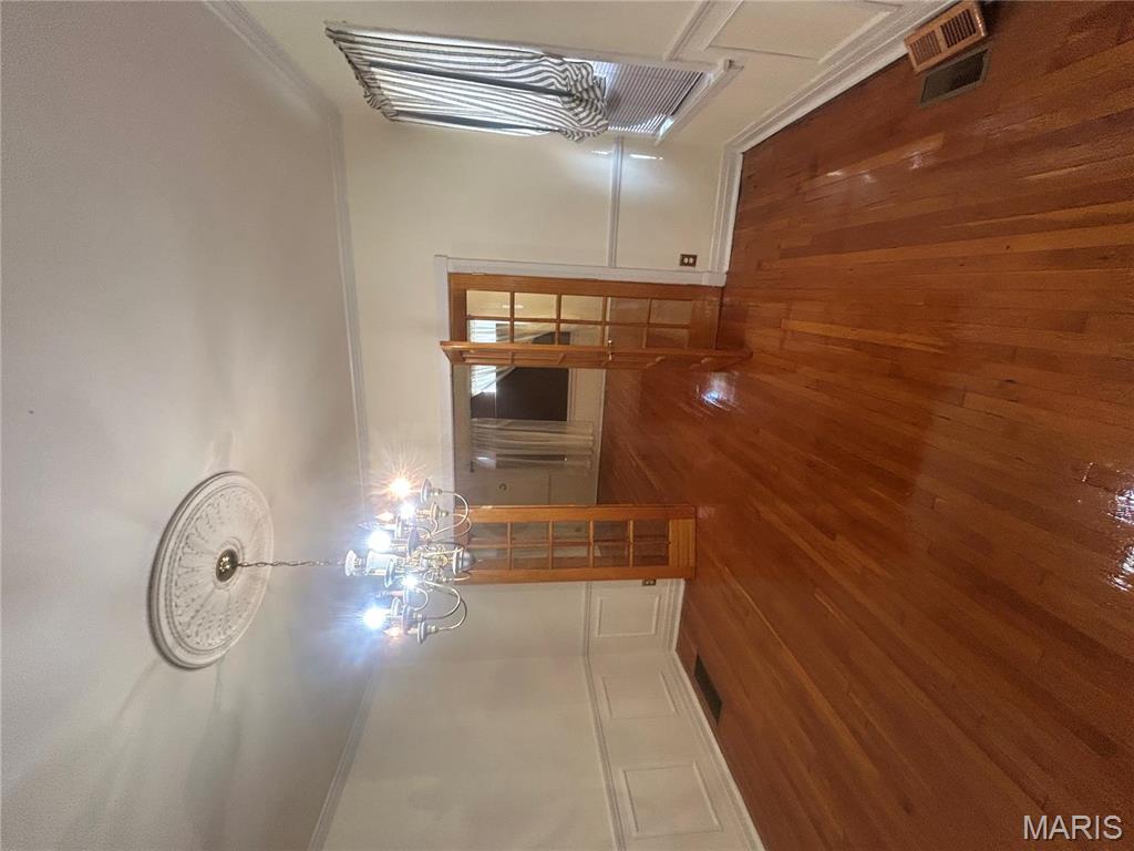719 Leland Avenue Property Photo 4